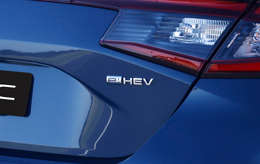 25YM Civic Hybrid Badge