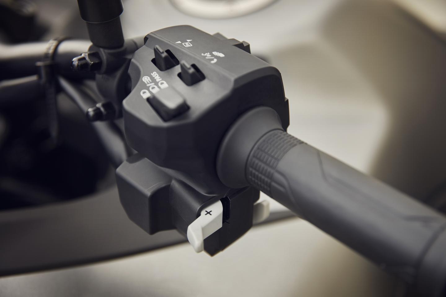 Dual clutch transmission