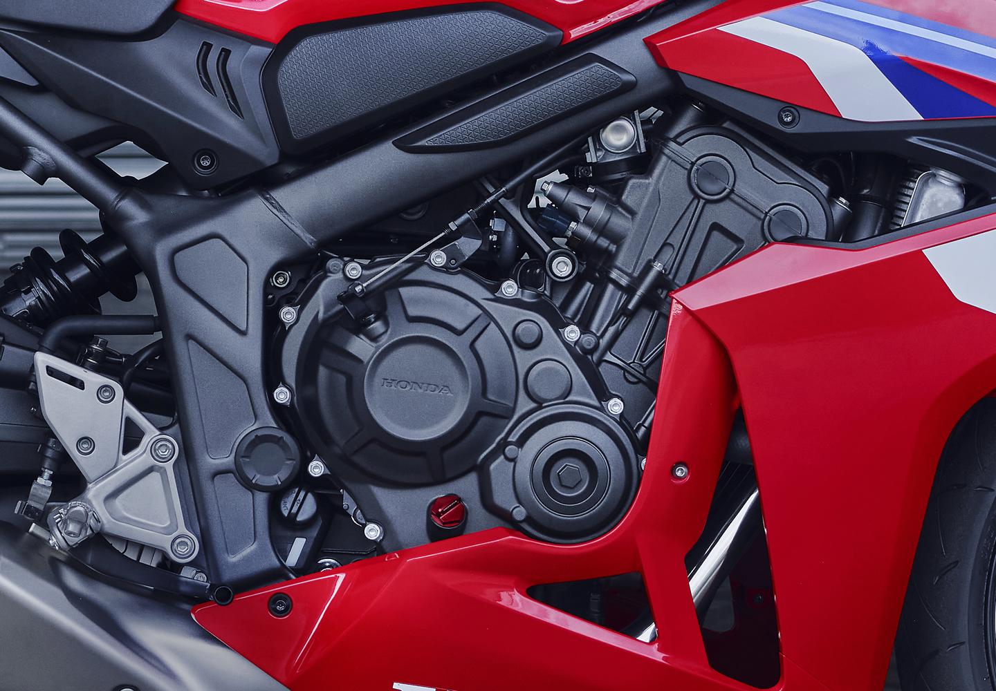 649cc 4 cylinder engine