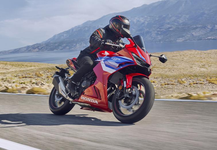 Sports riding position