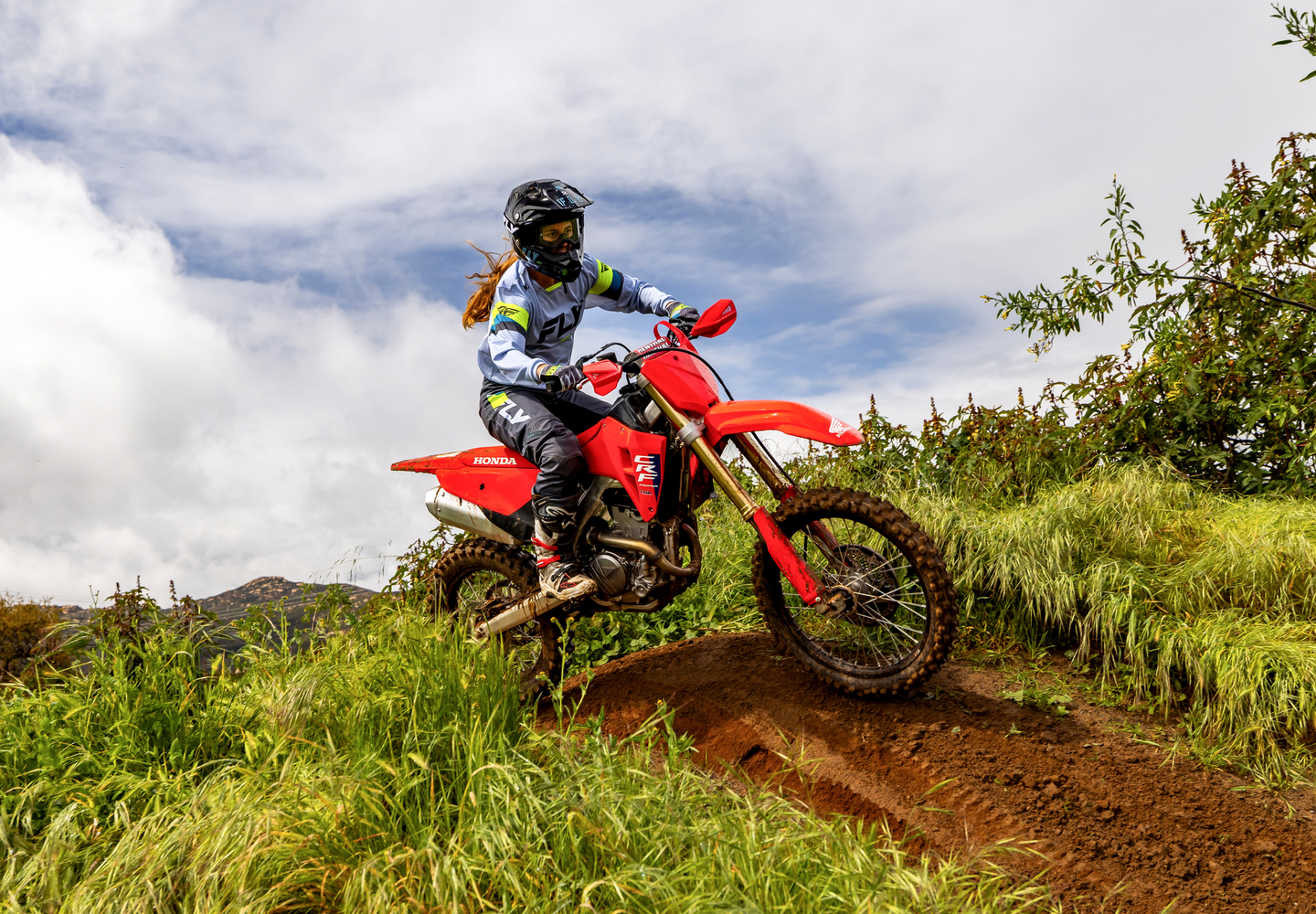 CRF250RX_MY25_16793_rt.jpg