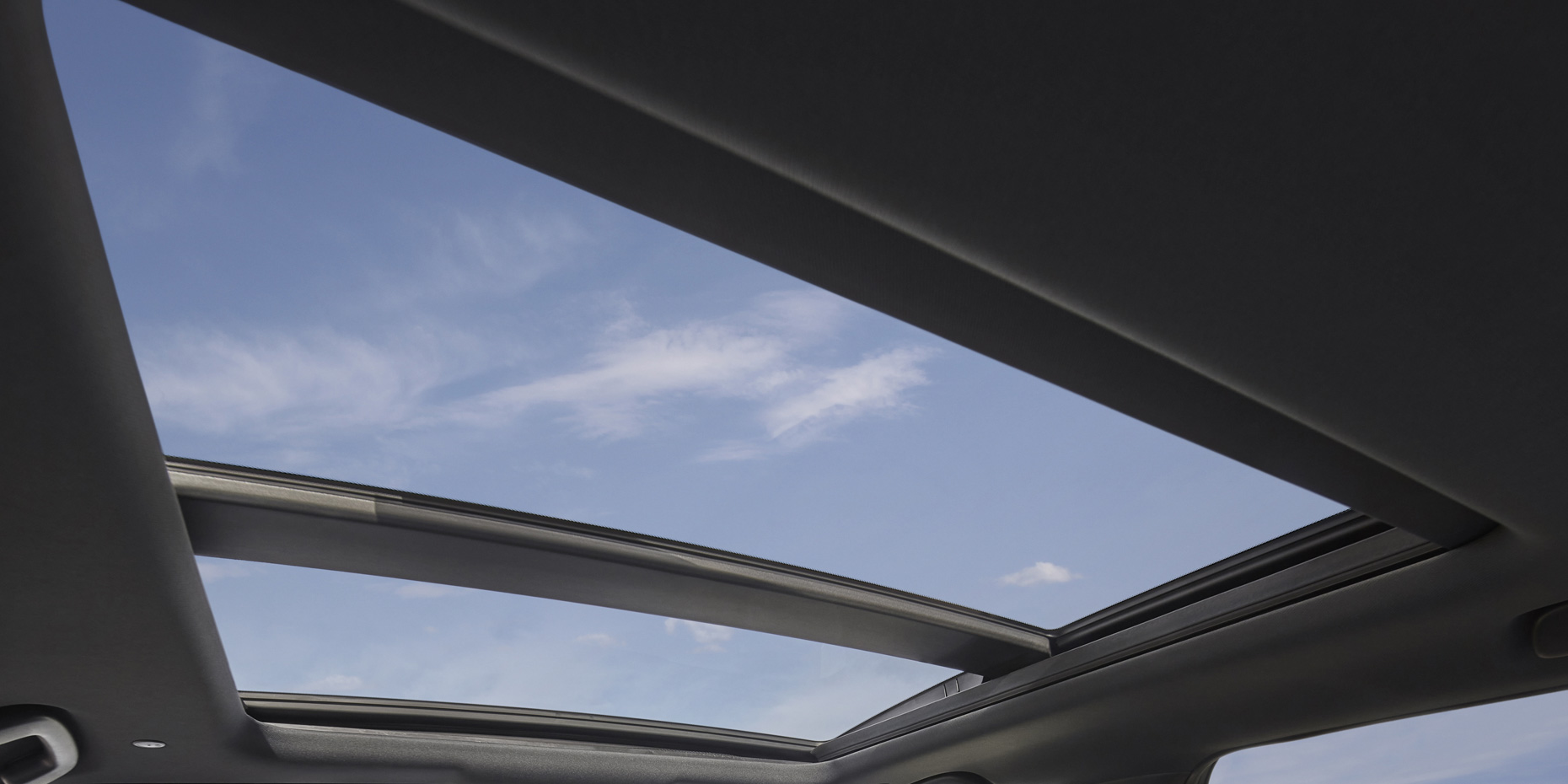 CR-V, Blazing Red, interior