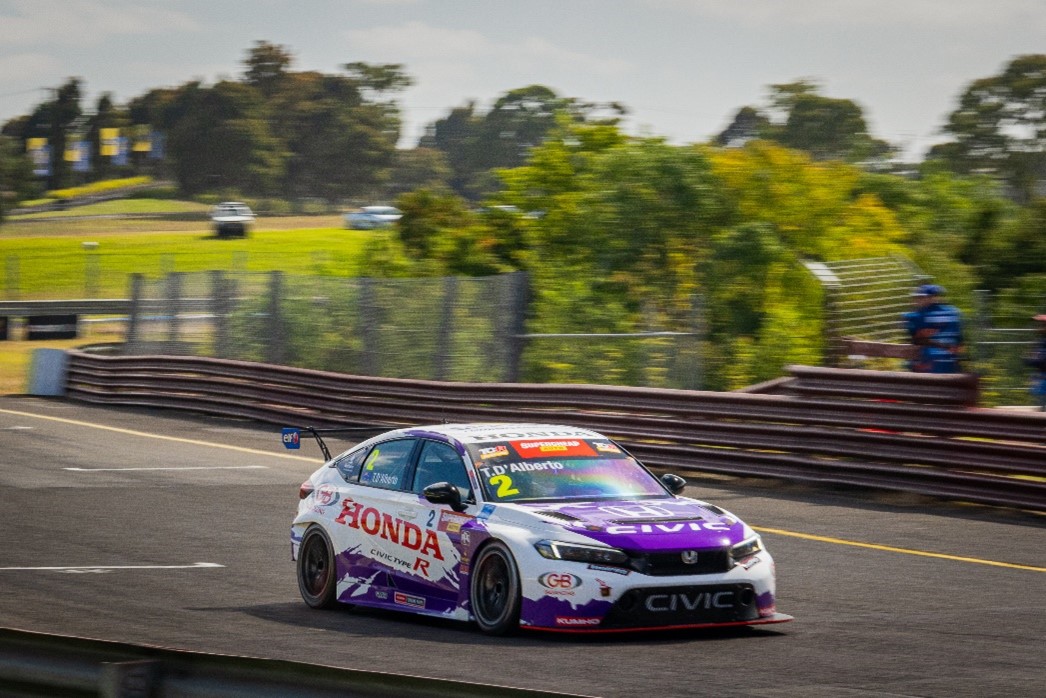 News - Honda Australia and Tony D’Alberto partner to support Starlight Children’s Foundation for the 2024 TCR season