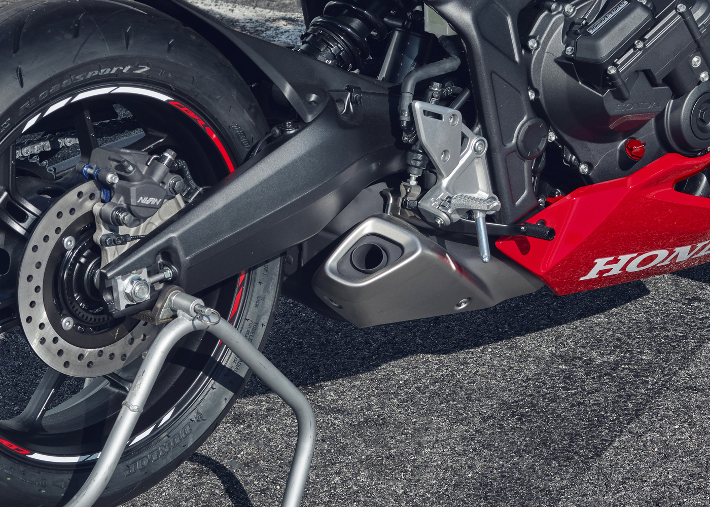 Sinuous Exhaust