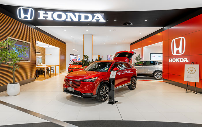 Indooroopilly Honda Showroom.jpg