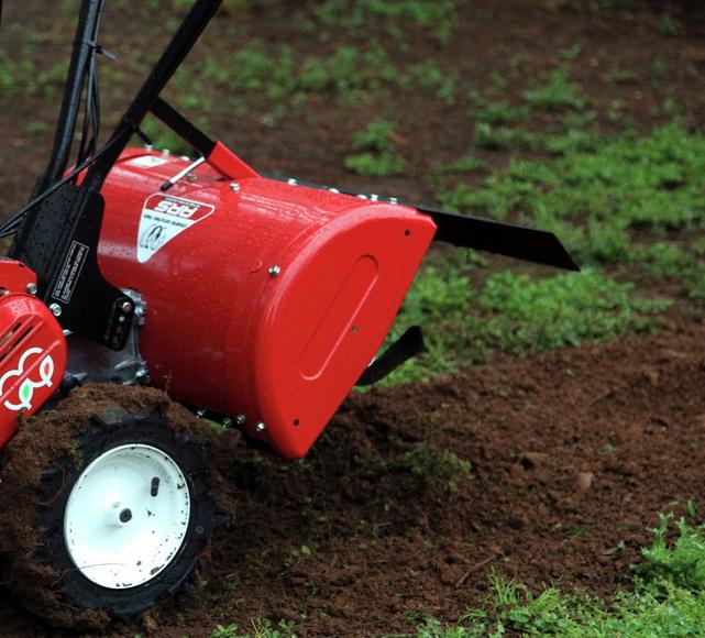 Heavy duty rear debris shield