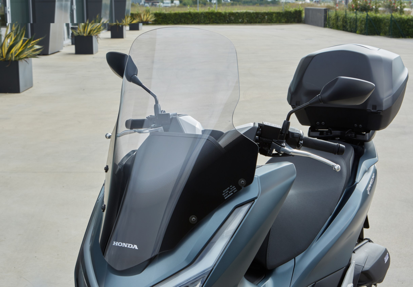 Body Mount Windshield