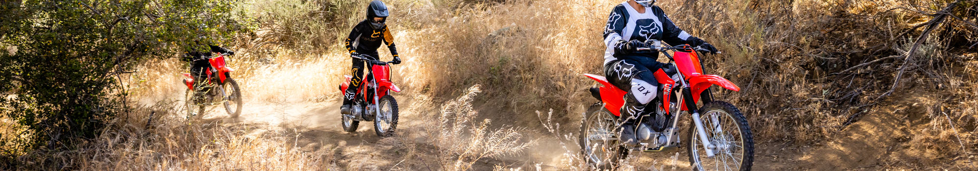 2025-CRF125F_Location_0001_M.jpg