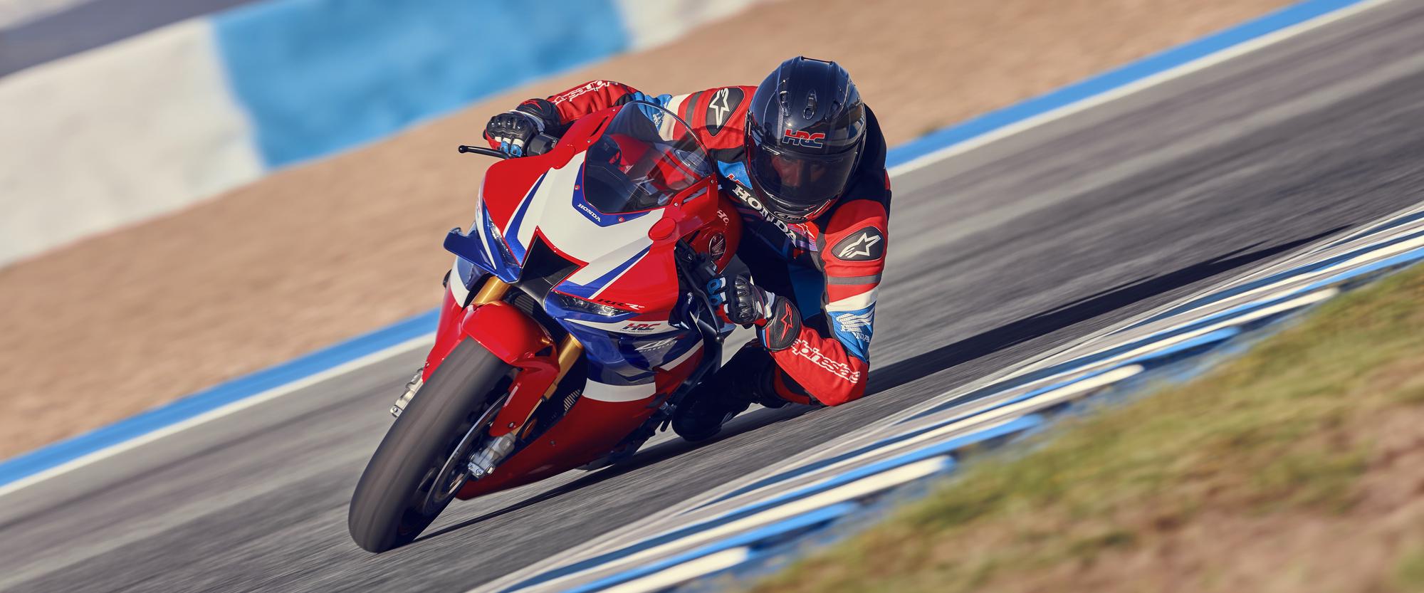 2024-CBR1000RR-R_FIREBLADE_SP_LOCATION_5351_L.jpg