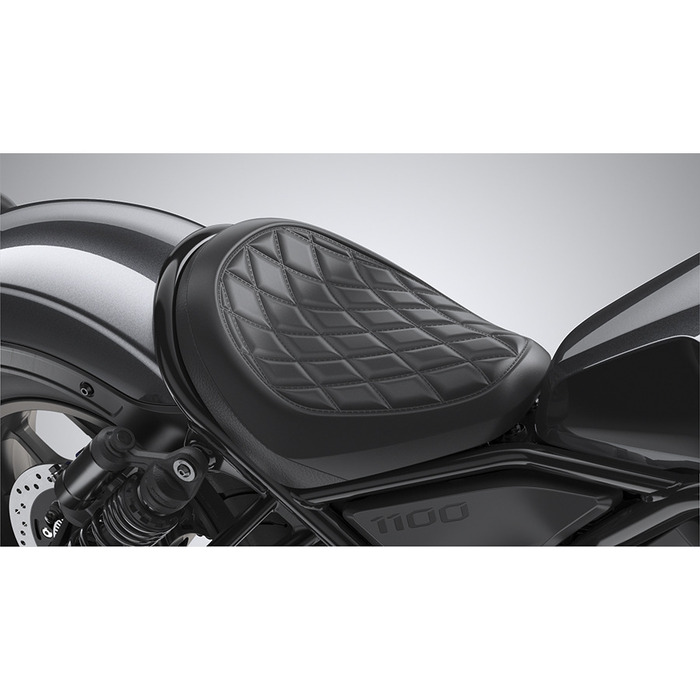 Special Main Seat, Back