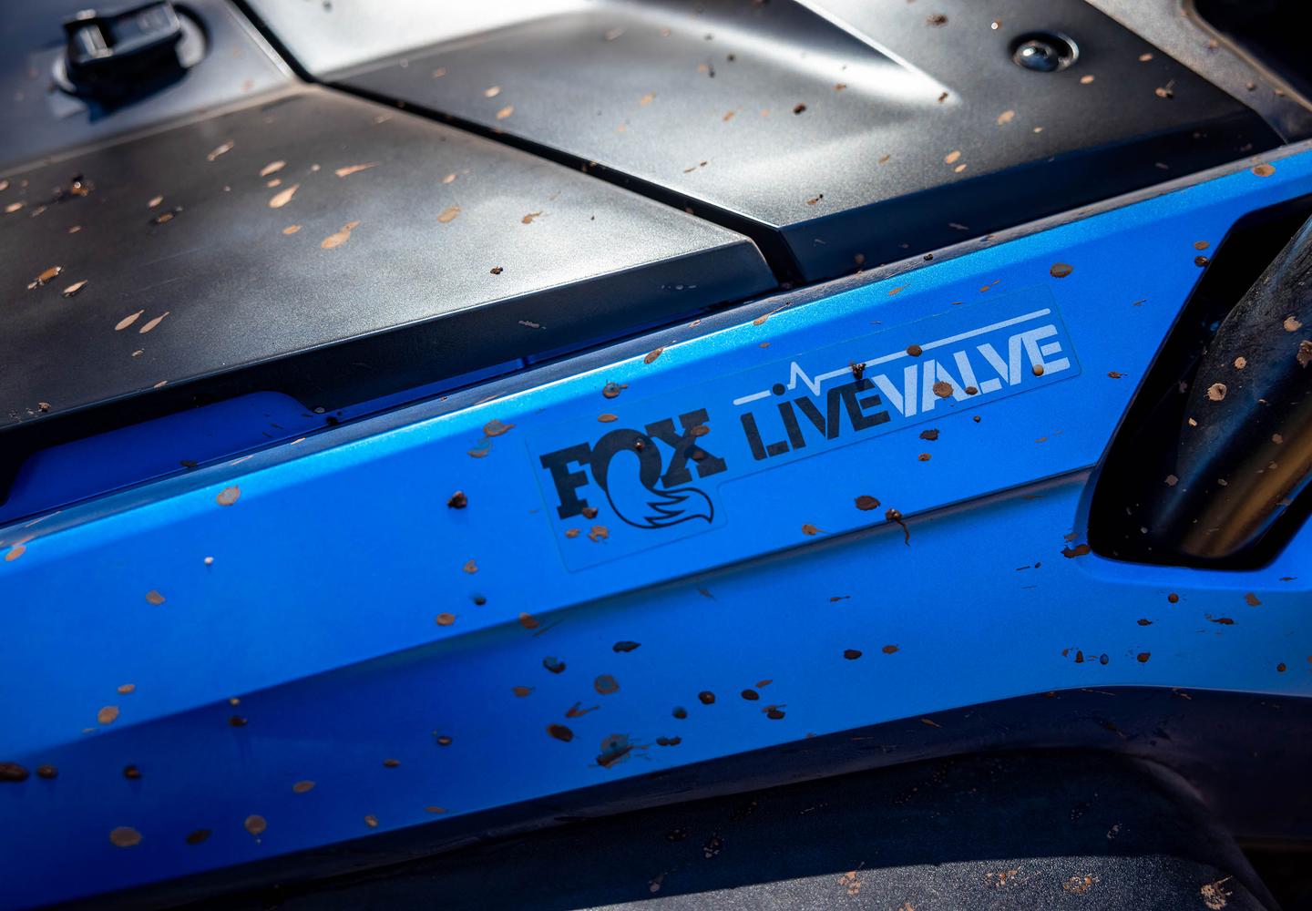 Optional Fox Live valve suspension