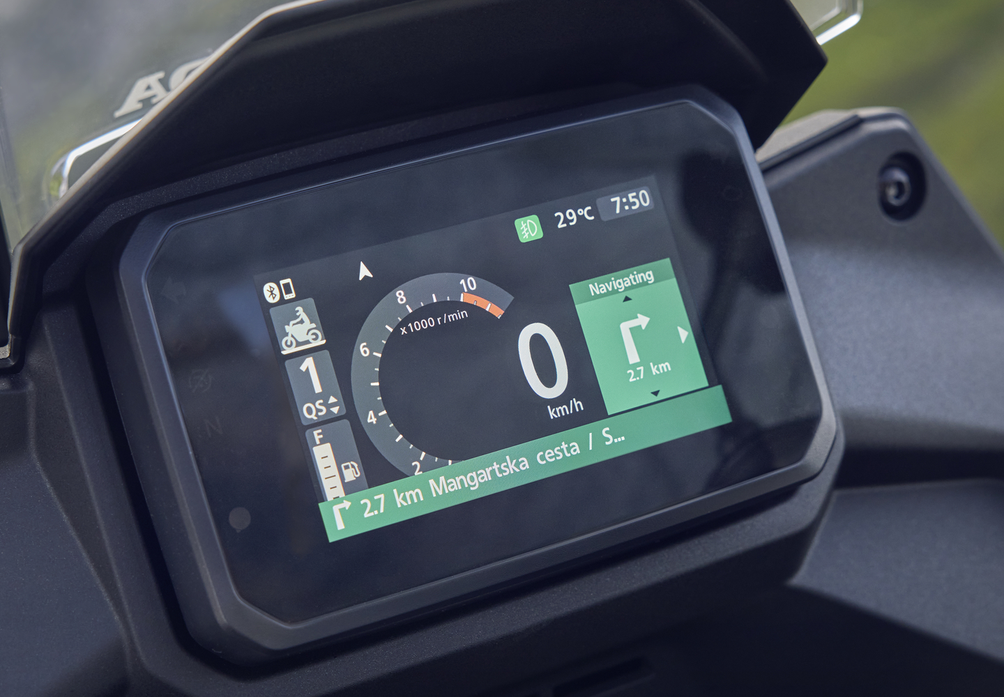 New TFT Meter with Honda RoadSyncᴰ⁵