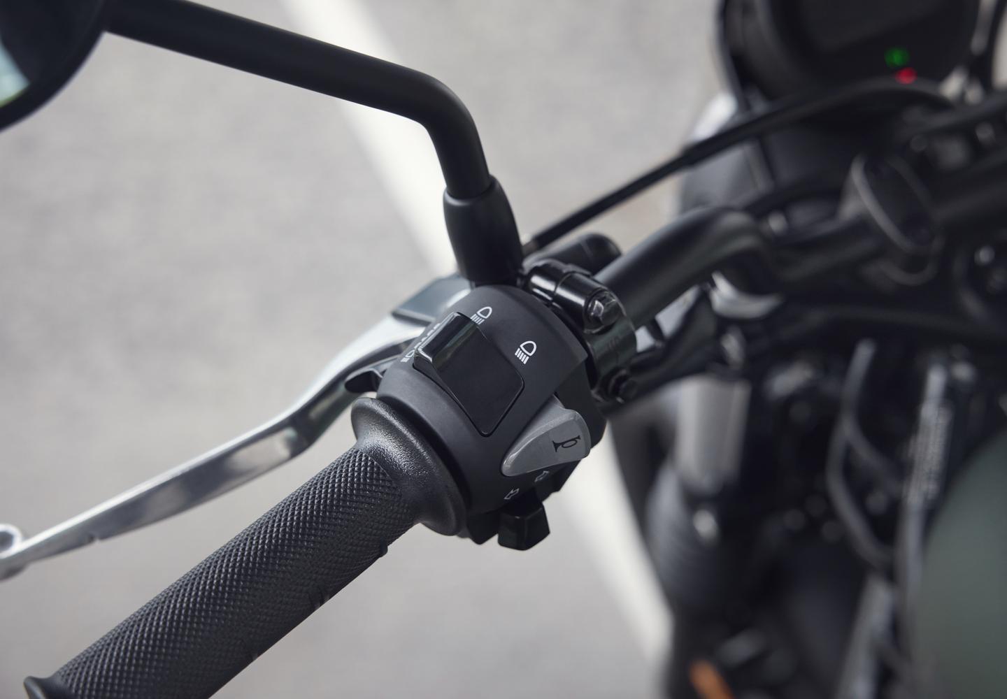 Slipper assist clutch