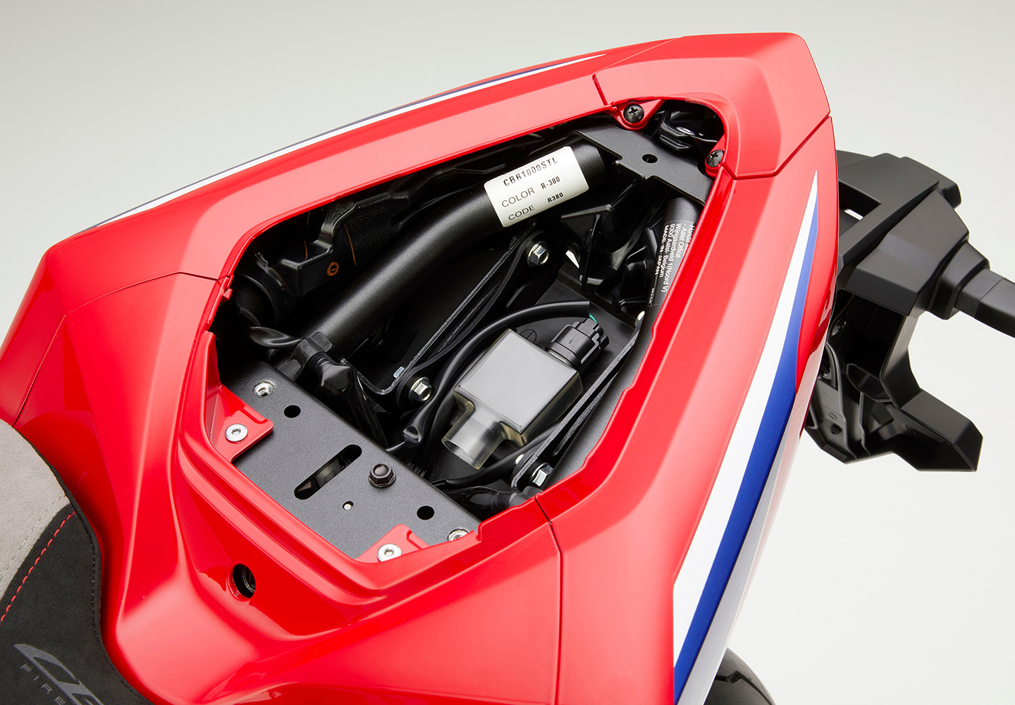 USB-C Accessory Socket